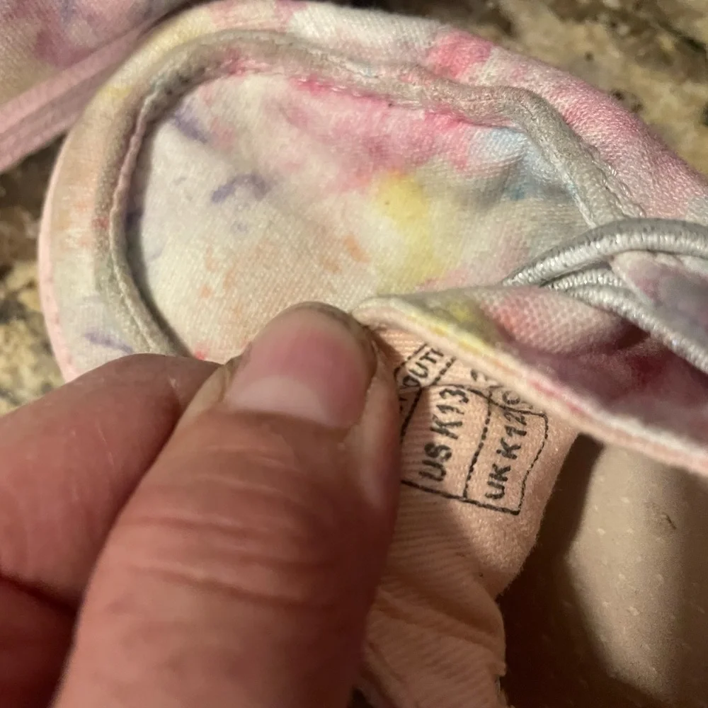 Hey Dude Kids Wendy Taffy Pink and White Moccasins